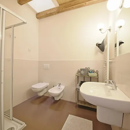 La Corte Di Nonna Gemma Bed & Breakfast *