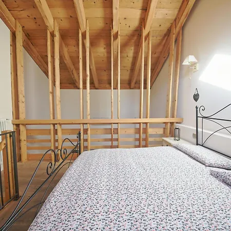 La Corte Di Nonna Gemma Bed & Breakfast *