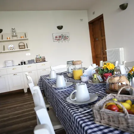 La Corte Di Nonna Gemma Bed & Breakfast Delebio